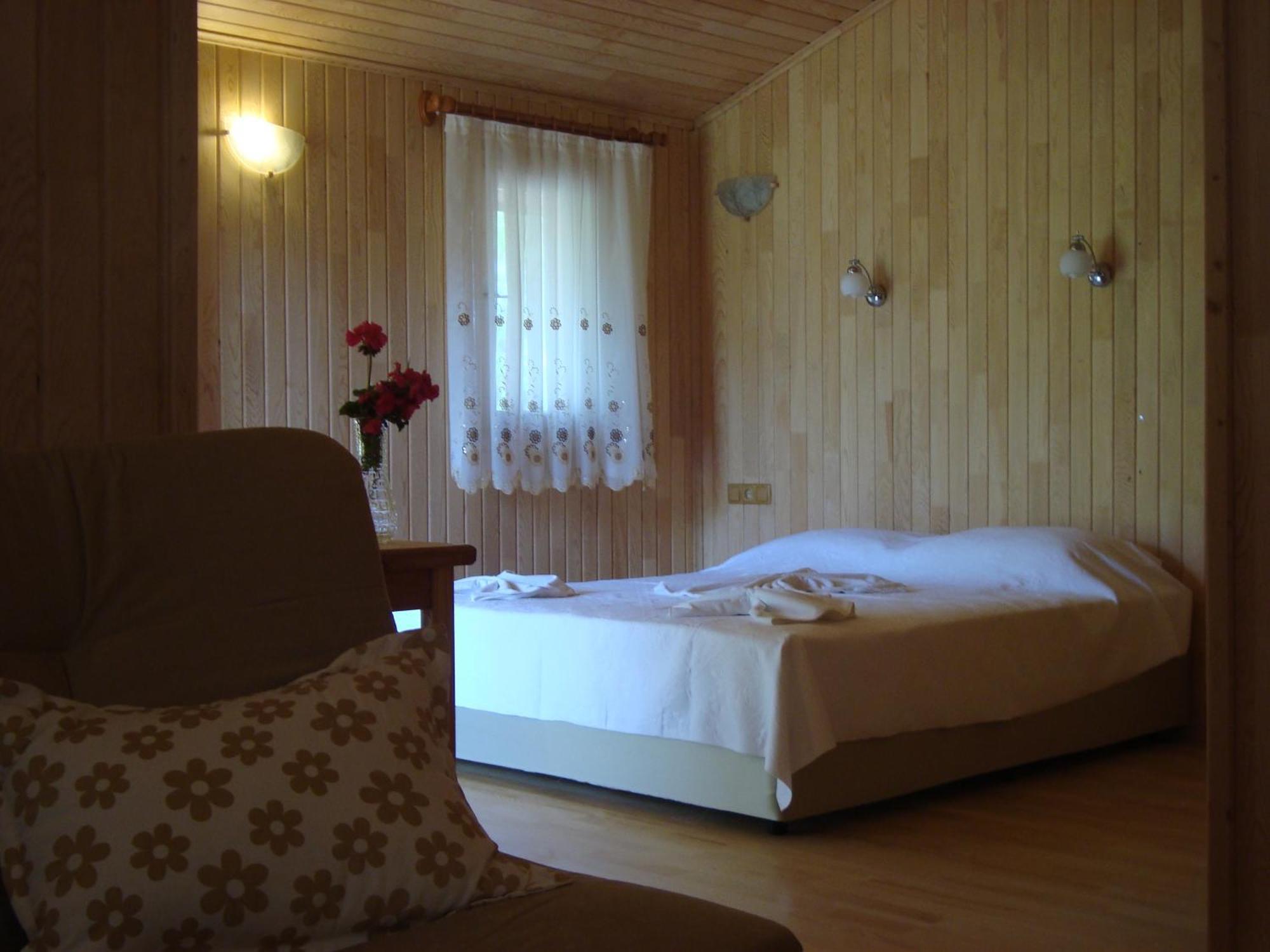 Sera Pansiyon Çıralı Extérieur photo