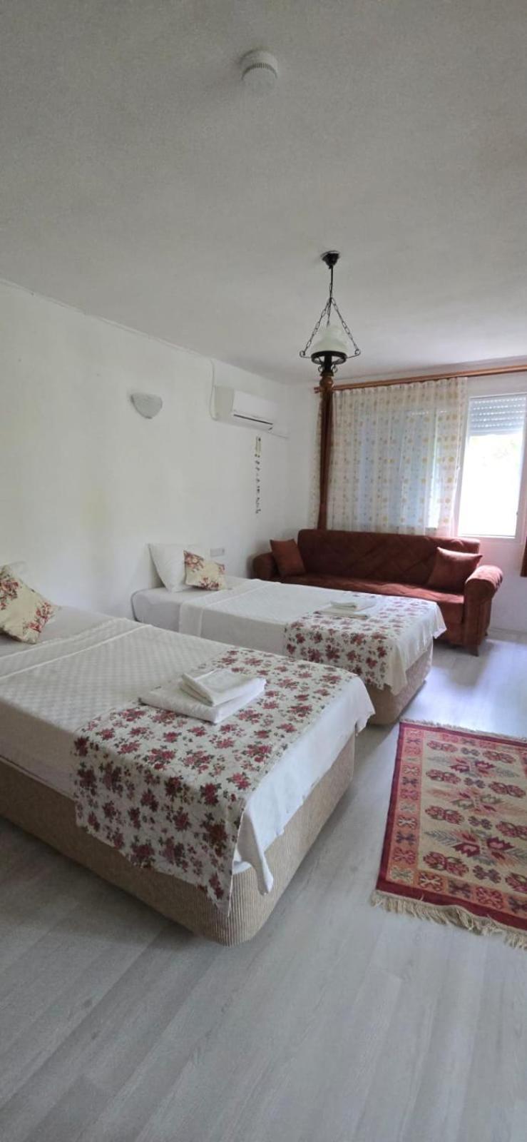 Sera Pansiyon Çıralı Extérieur photo